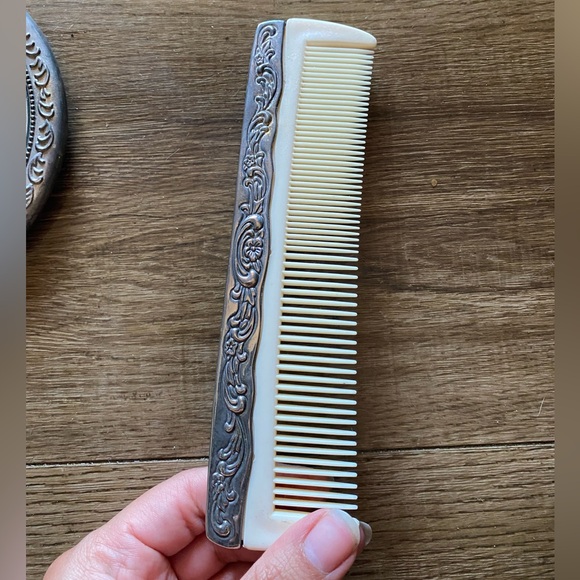Vintage Silver Plated Bronze Hand Mirror & Comb Set - Picture 5 of 6